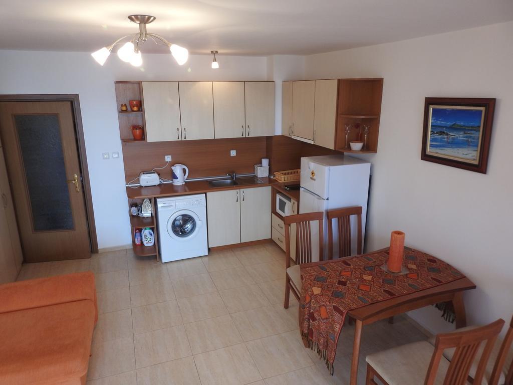 Golden Wave Apartment Sozopol Exterior foto